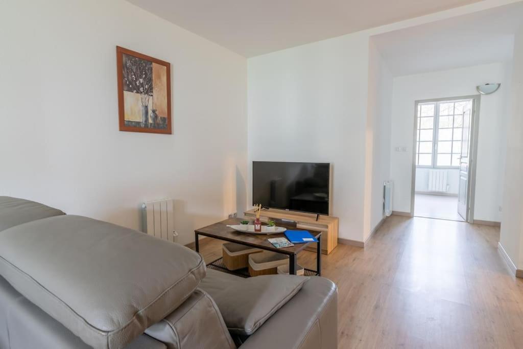 Superbe Appartement Сомюр Екстер'єр фото